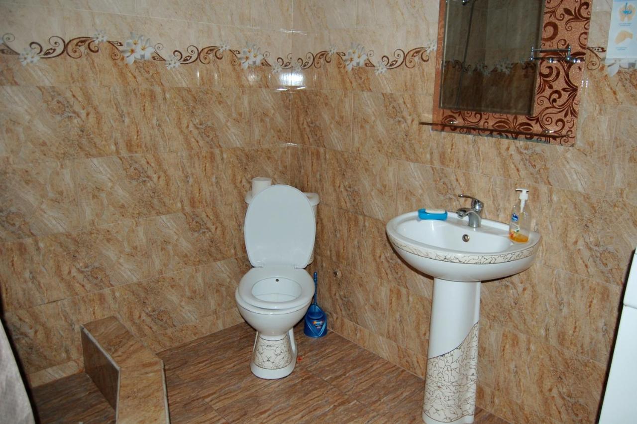 Excellent Hostel Кутаиси Екстериор снимка