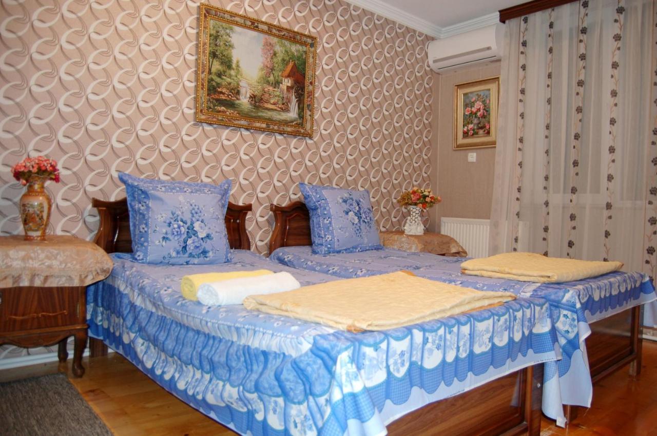 Excellent Hostel Кутаиси Екстериор снимка